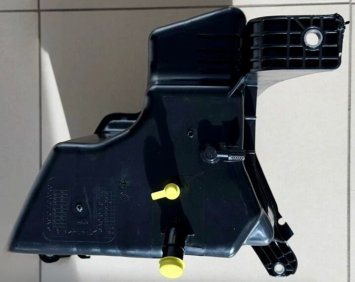 9104702401 DEF/AdBlue Tank Assembly – Mercedes Sprinter VS30 OM654 2023-2025